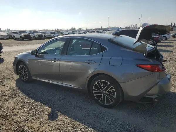 4T1DAACK2SU572406 2025 TOYOTA CAMRY - Image 2