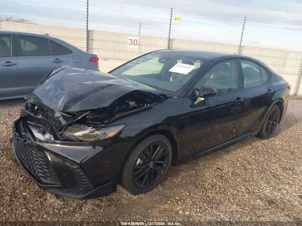 4T1DAACK2SU575340 2025 TOYOTA CAMRY - Image 2