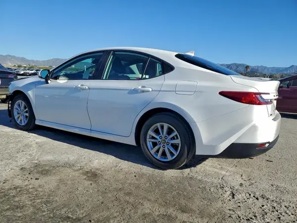 4T1DAACK2SU575421 2025 TOYOTA CAMRY - Image 2