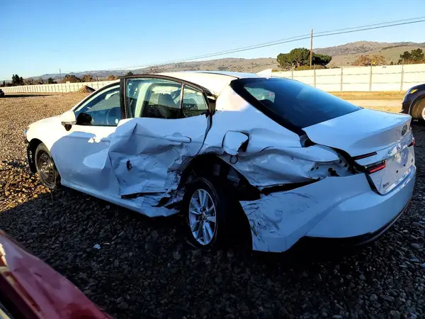 4T1DAACK2SU579517 2025 TOYOTA CAMRY - Image 2