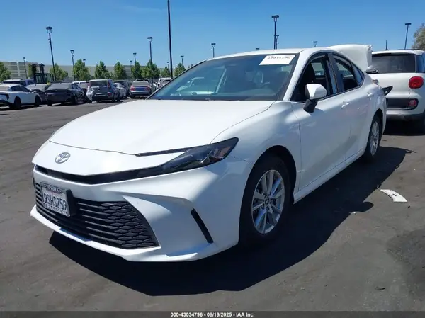 4T1DAACK2SU581140 2025 TOYOTA CAMRY - Image 2