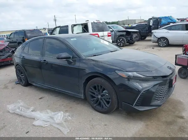 4T1DAACK2SU581817 2025 TOYOTA CAMRY - Image 1