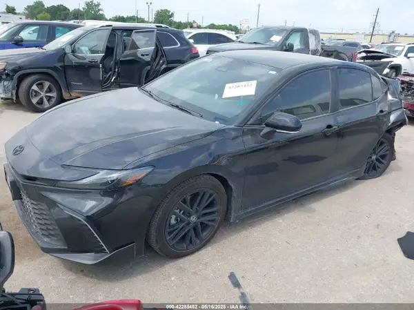 4T1DAACK2SU581817 2025 TOYOTA CAMRY - Image 2