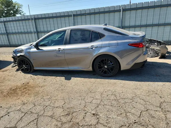 4T1DAACK2SU583311 2025 TOYOTA CAMRY - Image 2