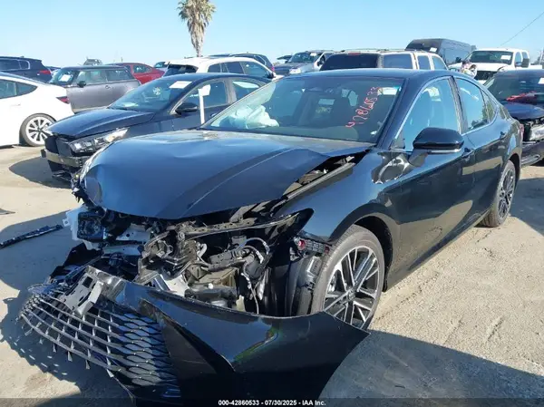 4T1DAACK2SU586063 2025 TOYOTA CAMRY - Image 2