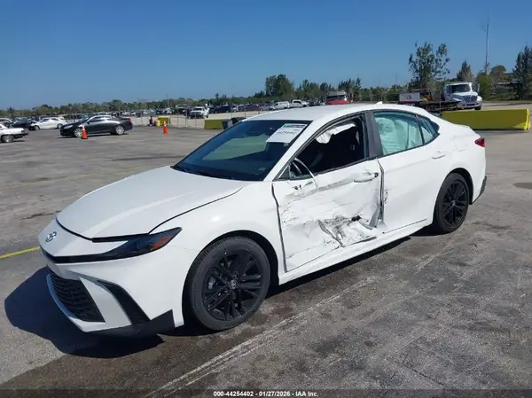 4T1DAACK2SU588296 2025 TOYOTA CAMRY - Image 2