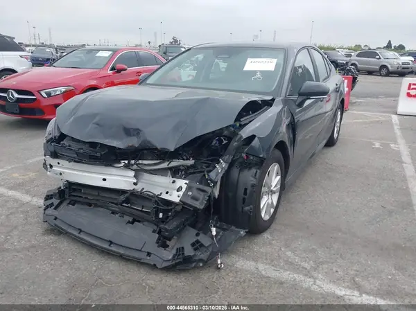 4T1DAACK2SU596821 2025 TOYOTA CAMRY - Image 2