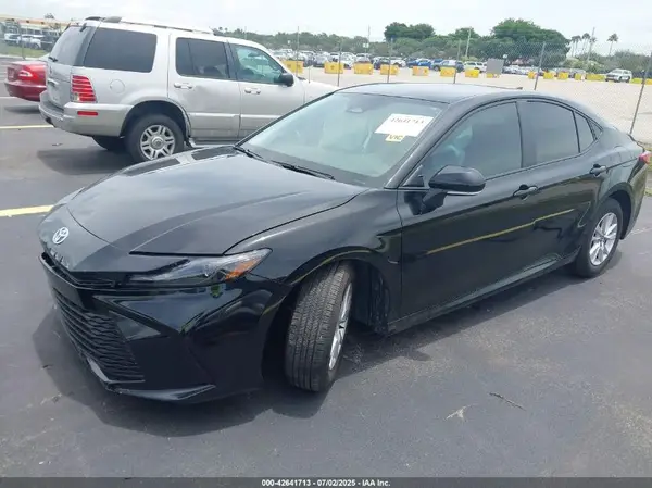 4T1DAACK2SU597189 2025 TOYOTA CAMRY - Image 2