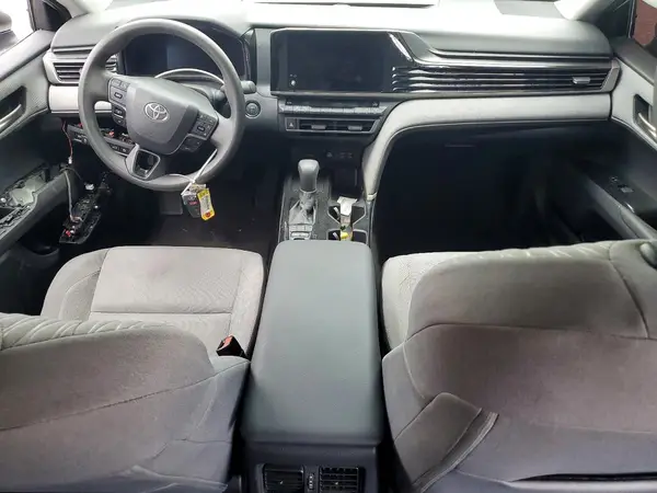 4T1DAACK2SU602424 2025 TOYOTA CAMRY - Image 8