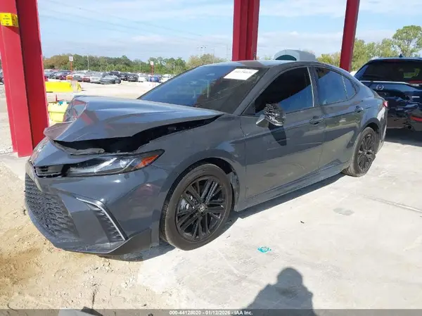 4T1DAACK2SU602827 2025 TOYOTA CAMRY - Image 2