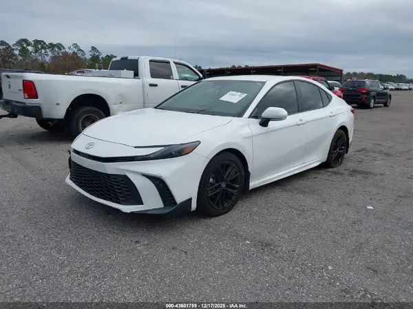 4T1DAACK2SU608109 2025 TOYOTA CAMRY - Image 2