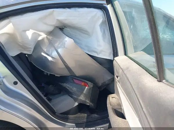 4T1DAACK2SU611303 2025 TOYOTA CAMRY - Image 8