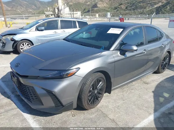 4T1DAACK2SU619692 2025 TOYOTA CAMRY - Image 2