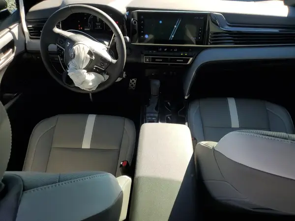 4T1DAACK2SU645046 2025 TOYOTA CAMRY - Image 8