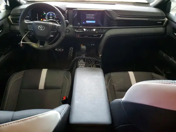 4T1DAACK2SU647413 2025 TOYOTA CAMRY - Image 8