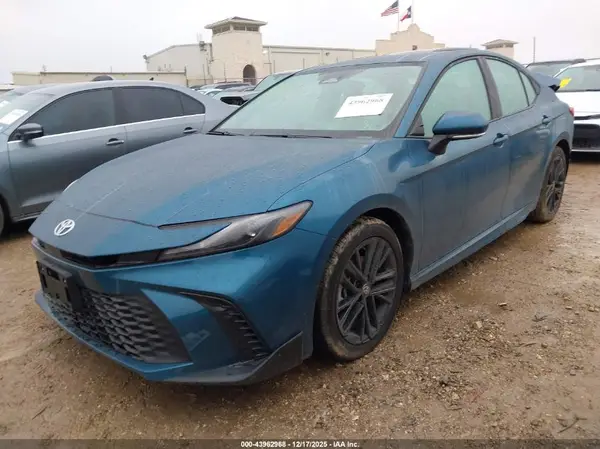 4T1DAACK2TU652127 2026 TOYOTA CAMRY - Image 2