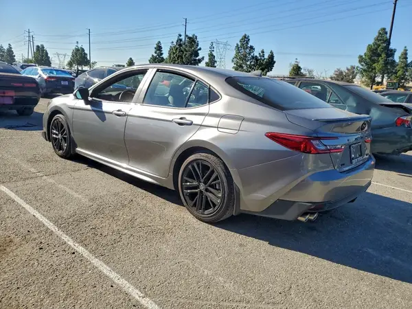 4T1DAACK2TU659613 2026 TOYOTA CAMRY - Image 2