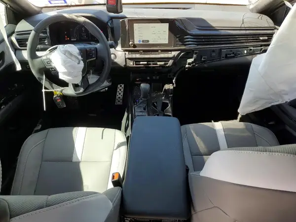 4T1DAACK2TU667677 2026 TOYOTA CAMRY - Image 8
