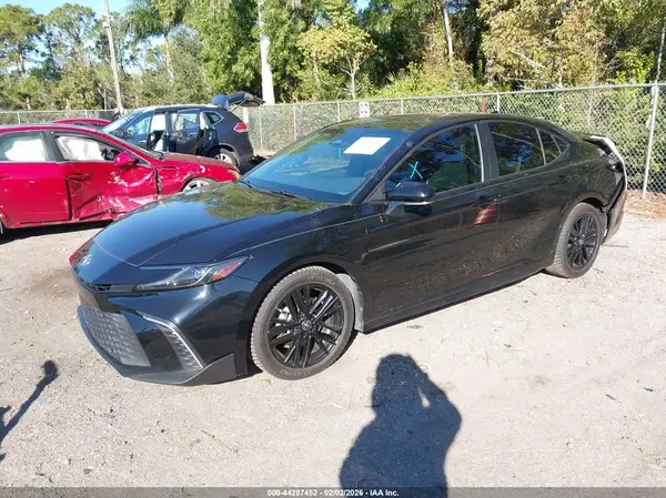 4T1DAACK3SU001510 2025 TOYOTA CAMRY - Image 2