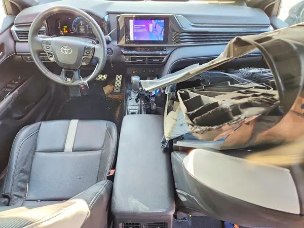 4T1DAACK3SU002186 2025 TOYOTA CAMRY - Image 8