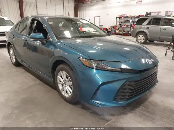 4T1DAACK3SU003208 2025 TOYOTA CAMRY - Image 1