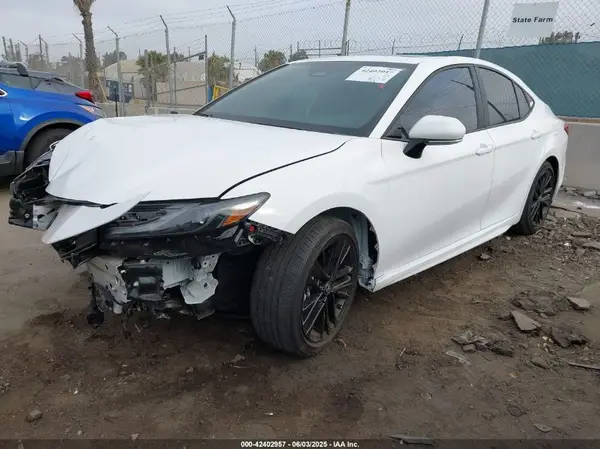 4T1DAACK3SU004911 2025 TOYOTA CAMRY - Image 2