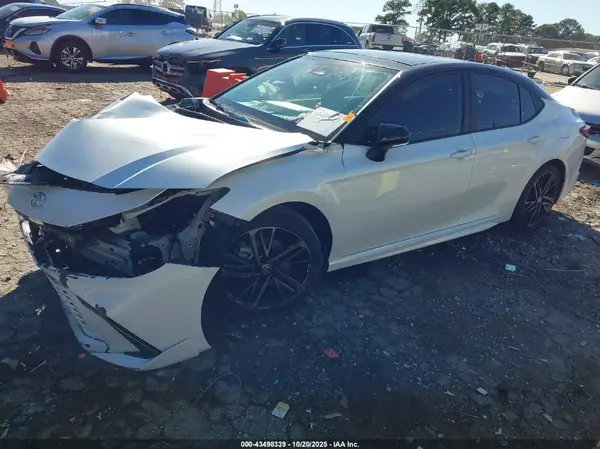 4T1DAACK3SU004990 2025 TOYOTA CAMRY - Image 2