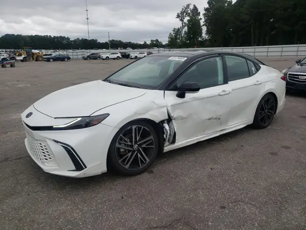 4T1DAACK3SU005864 2025 TOYOTA CAMRY - Image 1