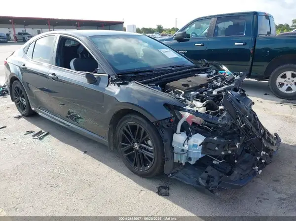 4T1DAACK3SU006075 2025 TOYOTA CAMRY - Image 1