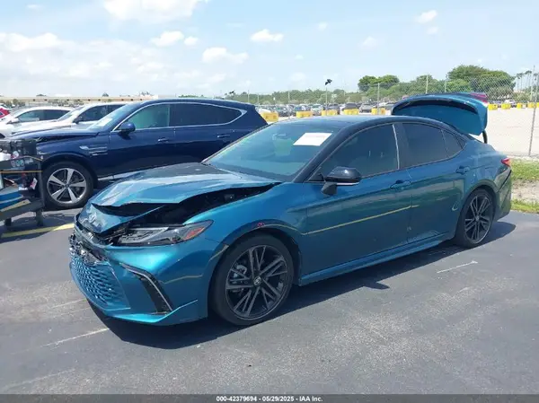 4T1DAACK3SU008120 2025 TOYOTA CAMRY - Image 2