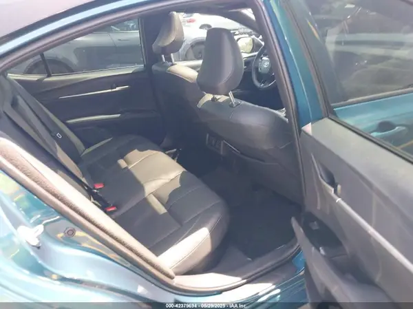 4T1DAACK3SU008120 2025 TOYOTA CAMRY - Image 8