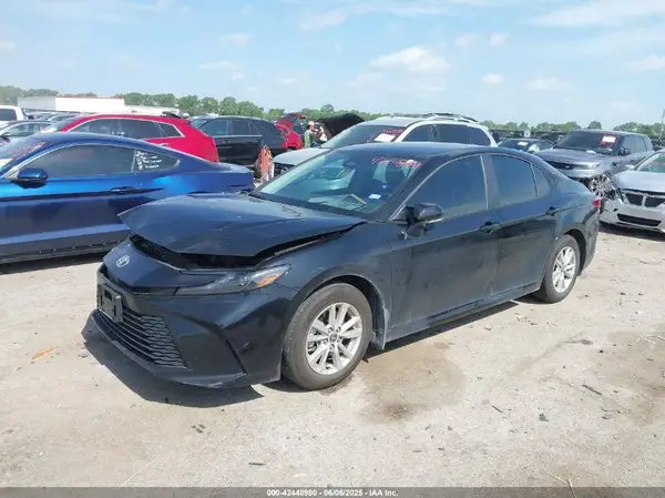 4T1DAACK3SU013818 2025 TOYOTA CAMRY - Image 2