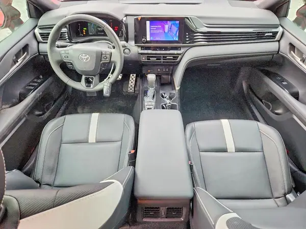 4T1DAACK3SU023202 2025 TOYOTA CAMRY - Image 8