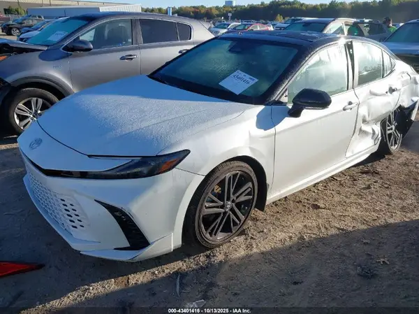 4T1DAACK3SU030747 2025 TOYOTA CAMRY - Image 2