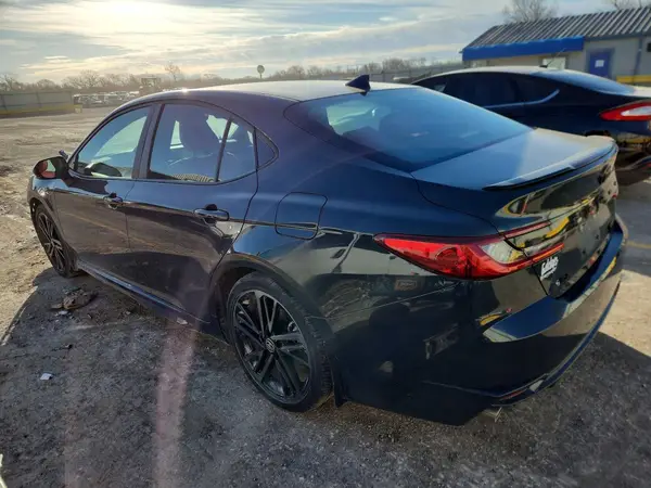 4T1DAACK3SU036239 2025 TOYOTA CAMRY - Image 2