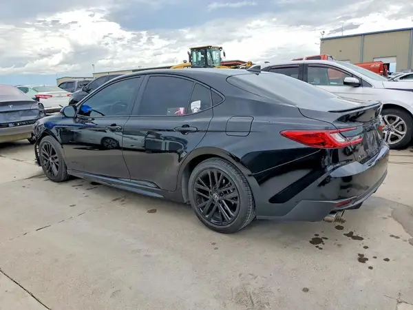 4T1DAACK3SU039335 2025 TOYOTA CAMRY - Image 2