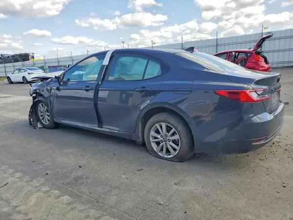 4T1DAACK3SU040517 2025 TOYOTA CAMRY - Image 2
