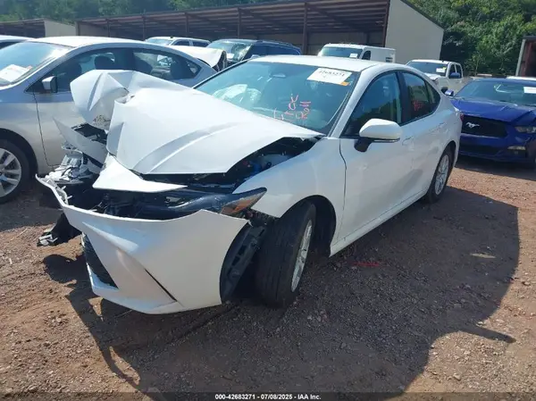 4T1DAACK3SU041389 2025 TOYOTA CAMRY - Image 2