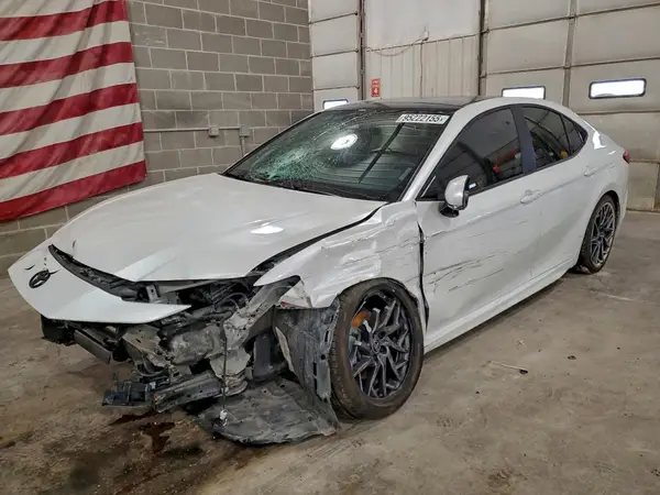 4T1DAACK3SU045068 2025 TOYOTA CAMRY - Image 1