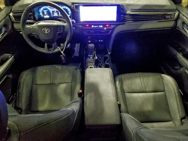 4T1DAACK3SU045068 2025 TOYOTA CAMRY - Image 8