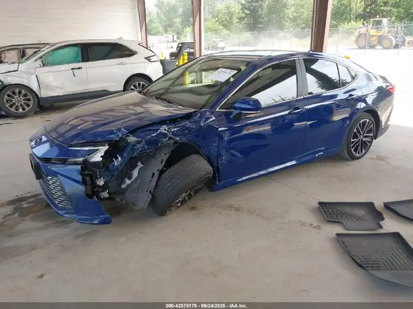 4T1DAACK3SU048472 2025 TOYOTA CAMRY - Image 2