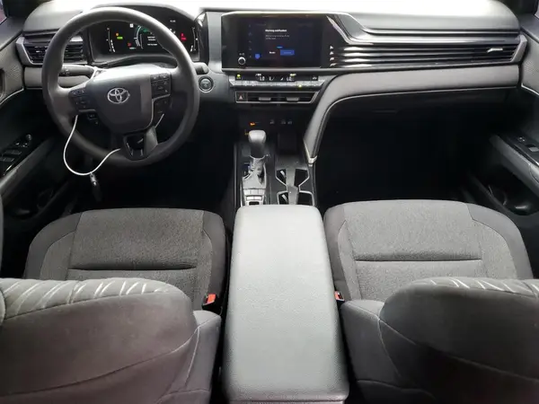 4T1DAACK3SU052621 2025 TOYOTA CAMRY - Image 8