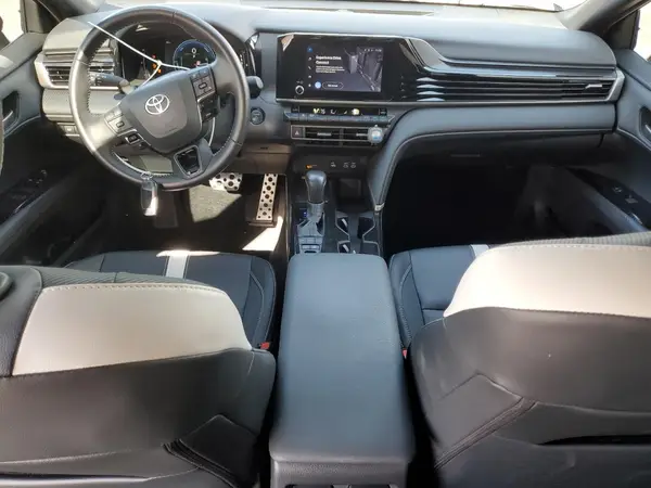 4T1DAACK3SU055776 2025 TOYOTA CAMRY - Image 8
