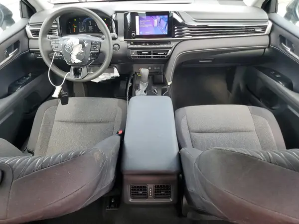 4T1DAACK3SU064347 2025 TOYOTA CAMRY - Image 8