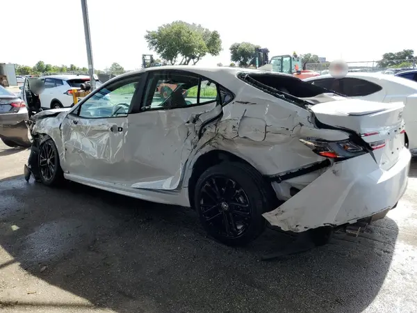 4T1DAACK3SU069967 2025 TOYOTA CAMRY - Image 2