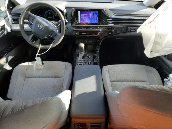 4T1DAACK3SU072920 2025 TOYOTA CAMRY - Image 8