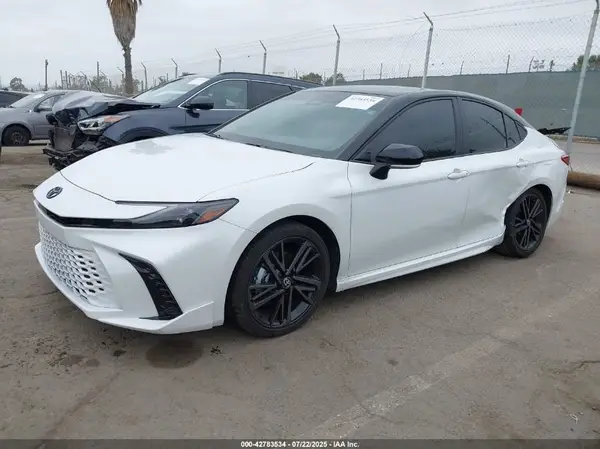 4T1DAACK3SU076997 2025 TOYOTA CAMRY - Image 2