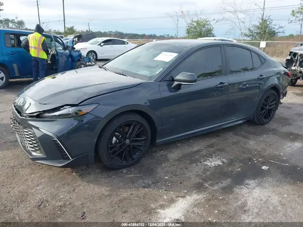 4T1DAACK3SU078006 2025 TOYOTA CAMRY - Image 2