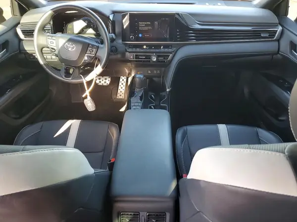 4T1DAACK3SU081858 2025 TOYOTA CAMRY - Image 8