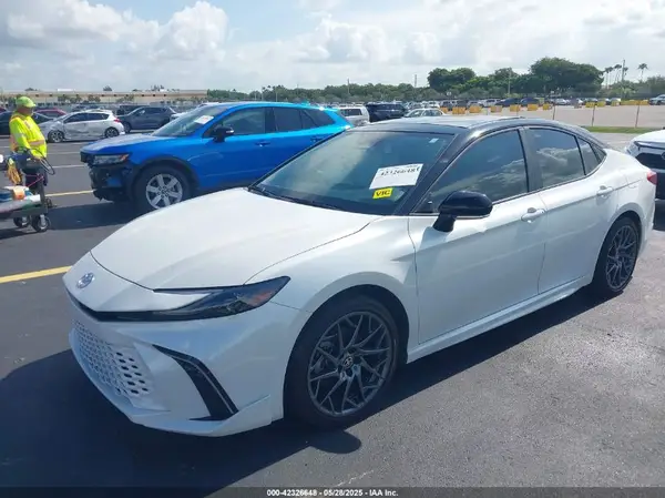 4T1DAACK3SU082086 2025 TOYOTA CAMRY - Image 2